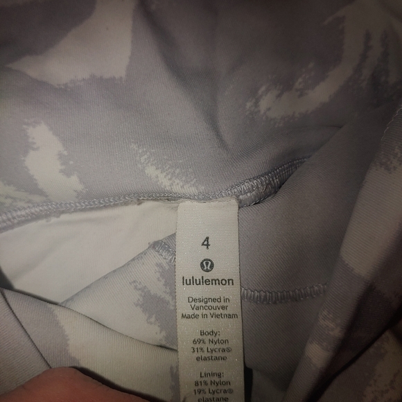 Marbled Lululemon leggings - Picture 3 of 3
